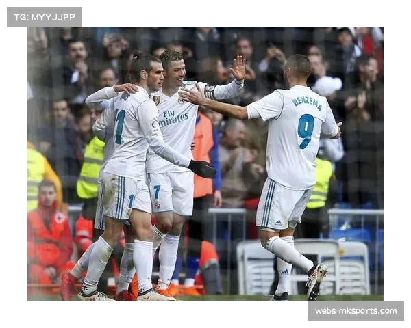 老将C罗职业态度成为榜样 训练中始终保持最高强度 老将C罗职业态度成为榜样 训练中始终保持最高强度